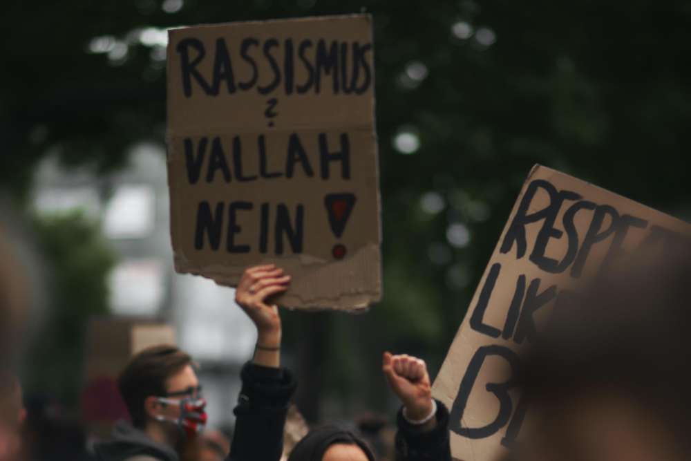 49security Fennet photo cropped