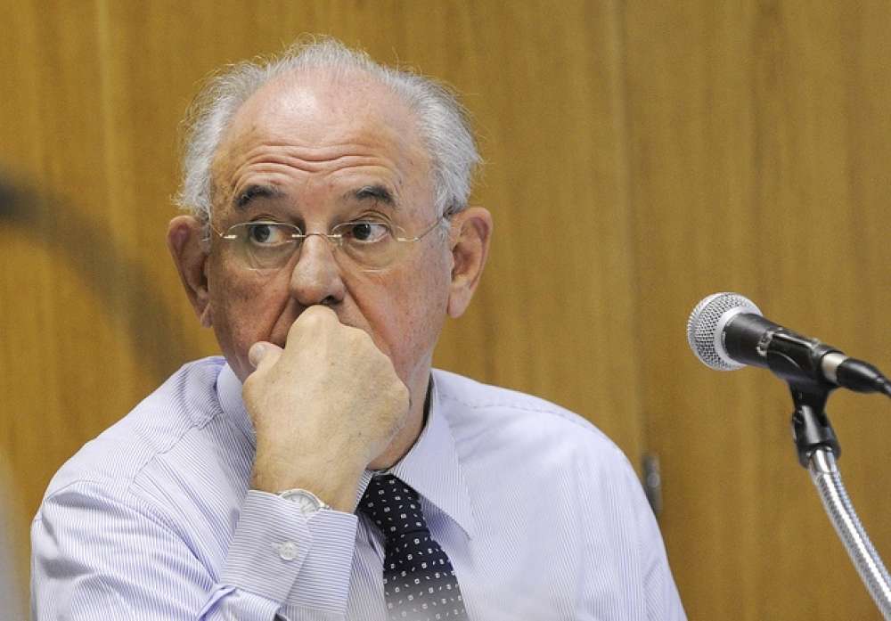 Stuenkel Missão Impossível Em Caracas