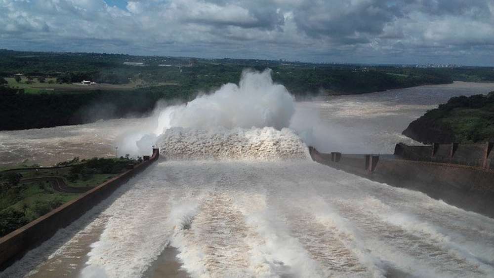 Itaipu Plant 1260571 640