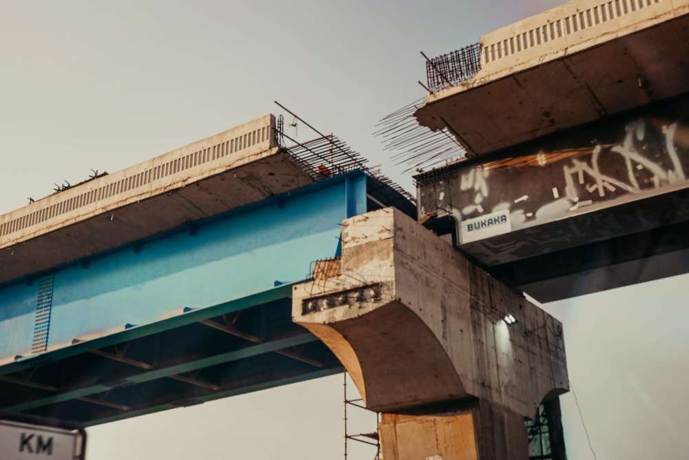 Baykal Benner 2021 Fundament fuer den Brueckenbau